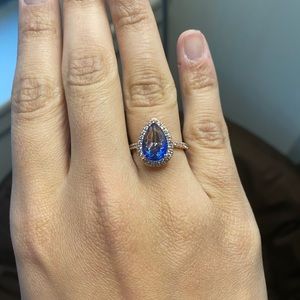 Light blue ombré crystal on rose gold